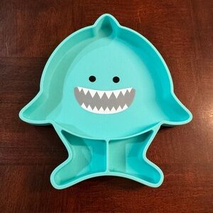 Shark Divided Silicone Suction Plate for Baby & Toddlers  100% Silicone BPA Free